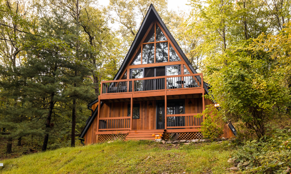 Image of a house on a hill